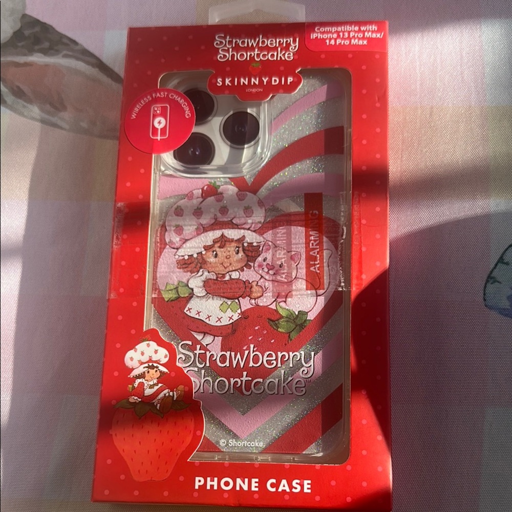 Strawberry Shortcake IPhone 13/14 PRO MAX lightweight phone case